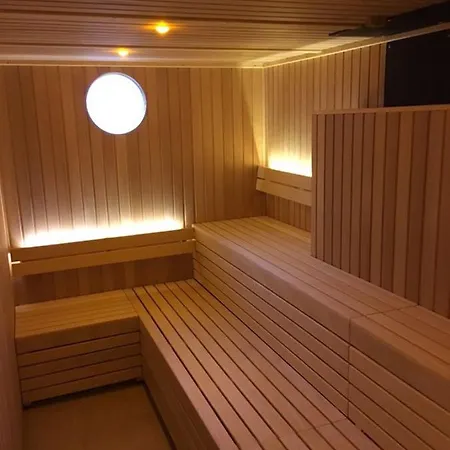 10 St Marys בית נופש