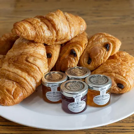 10 St Marys * יורק